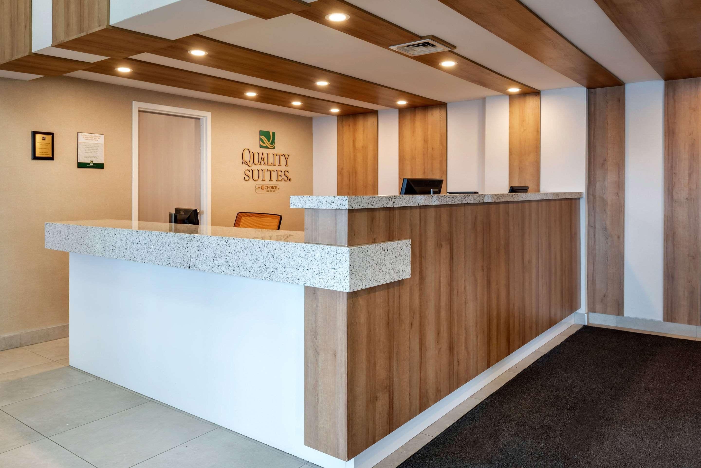 Quality Suites Quebec City Ngoại thất bức ảnh